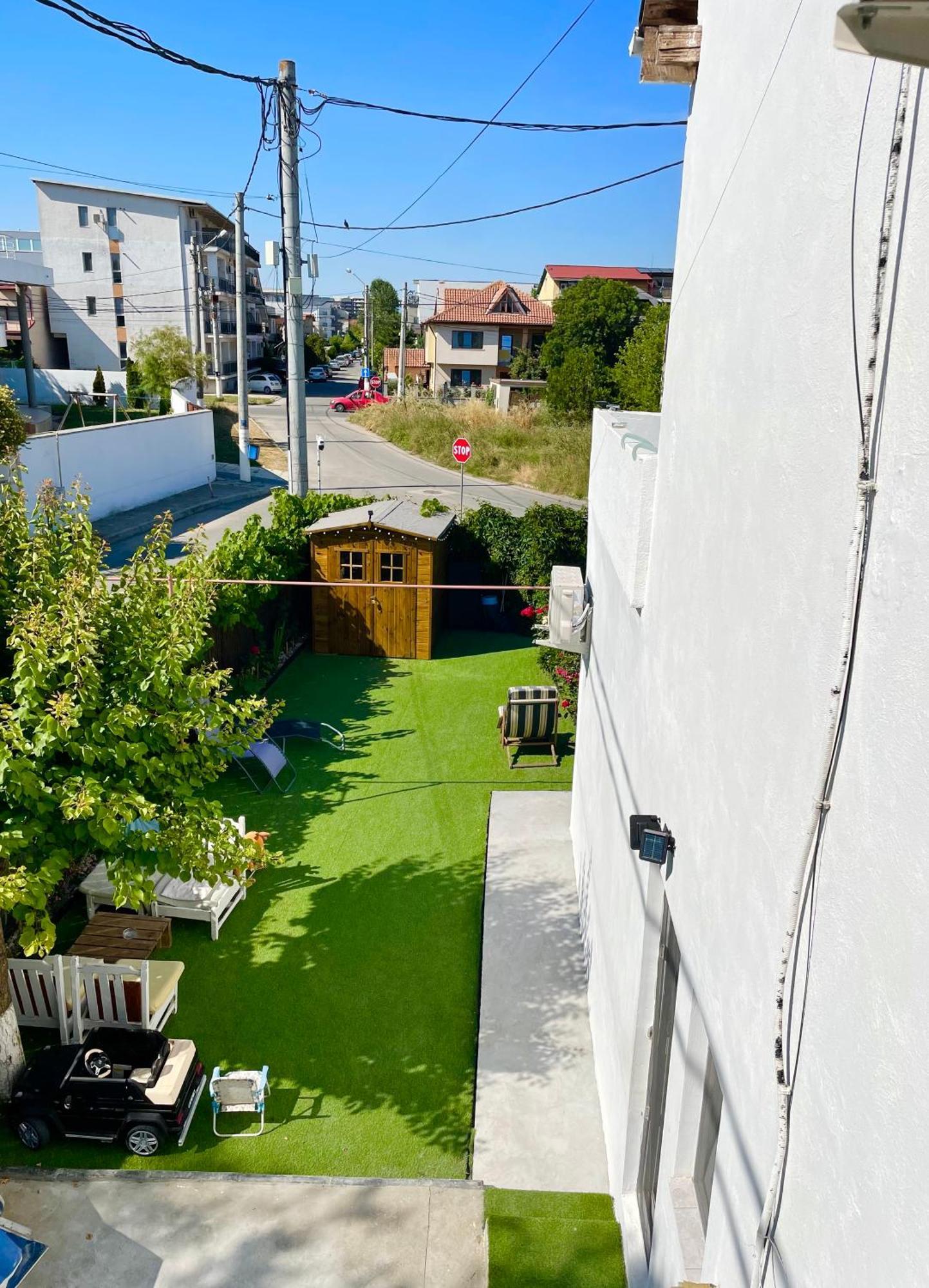 Vila Cris Apartments นาโวดาริ ภายนอก รูปภาพ